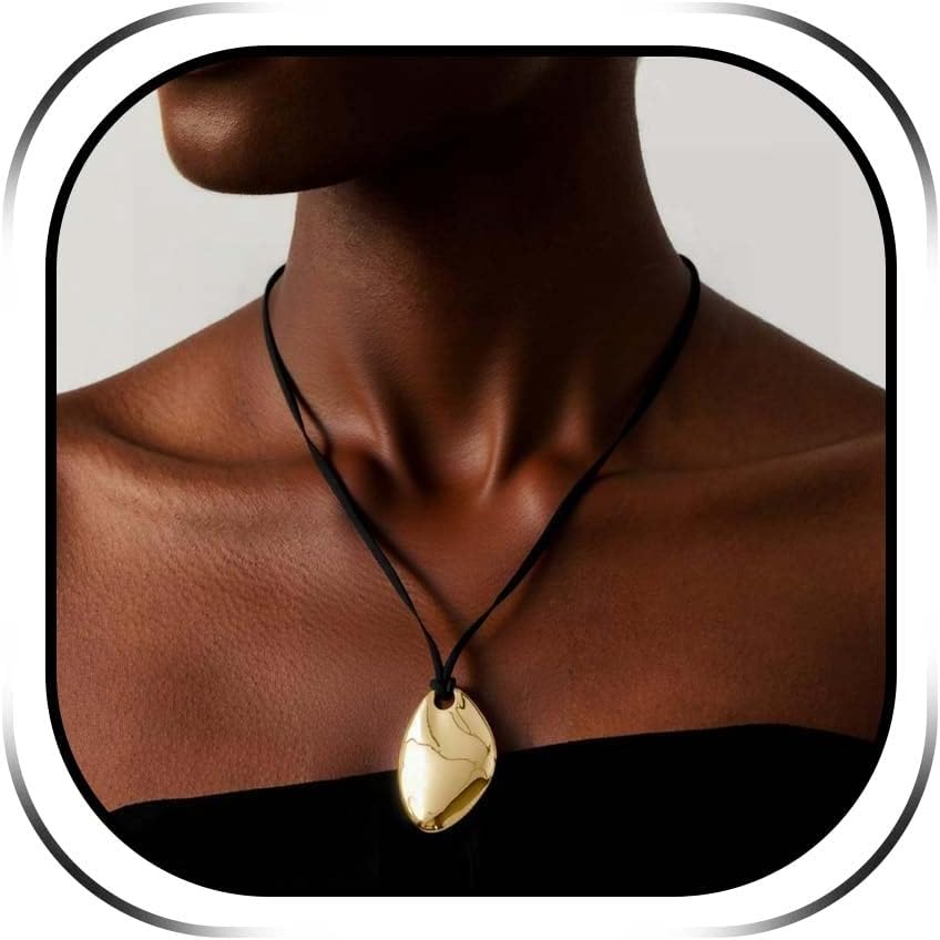 Gold Circle Pendant Chunky Leather Cord Necklace Large Round Pendant Statement Necklace Long Boho Jewelry Western Outfit for Women