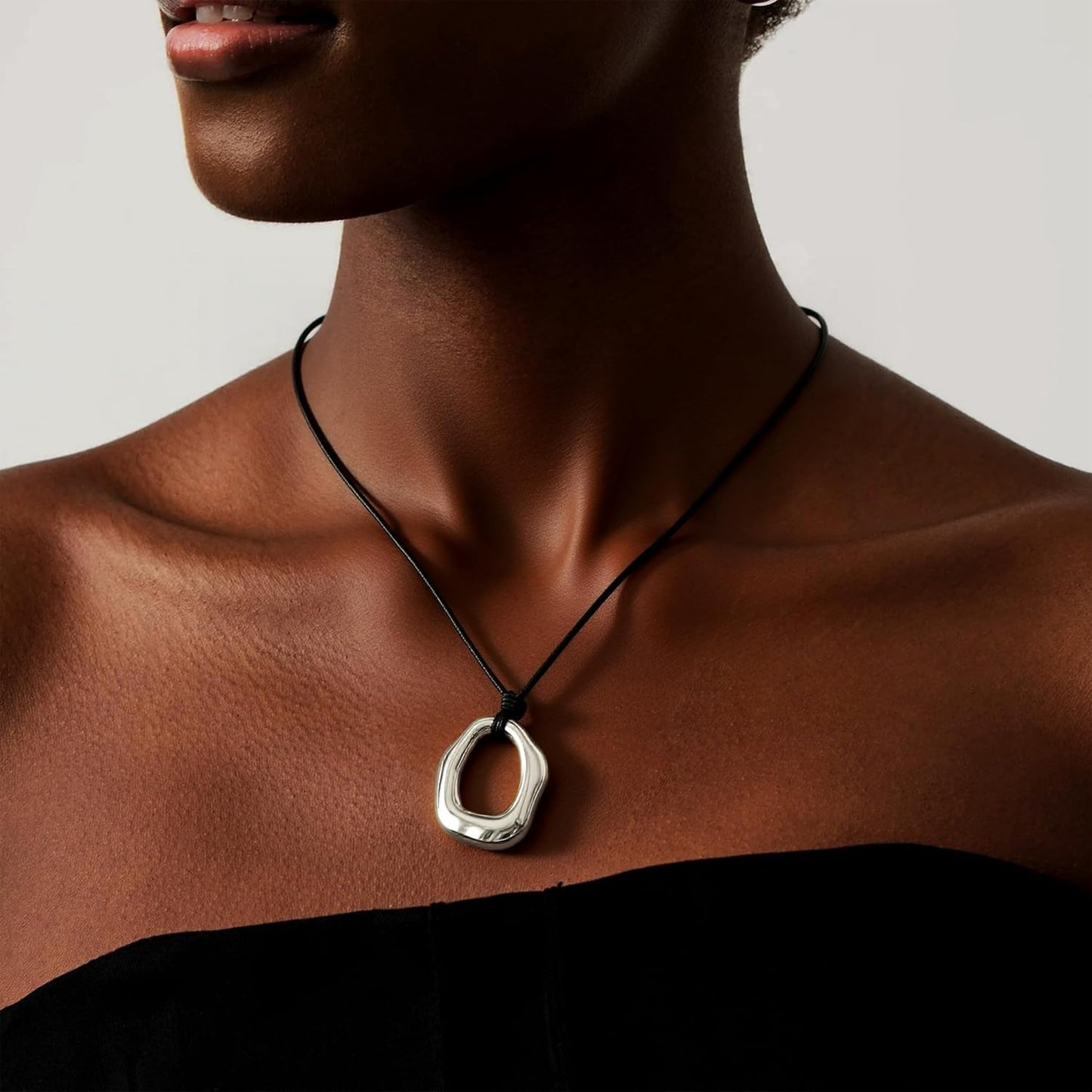 Gold Circle Pendant Chunky Leather Cord Necklace Large Round Pendant Statement Necklace Long Boho Jewelry Western Outfit for Women